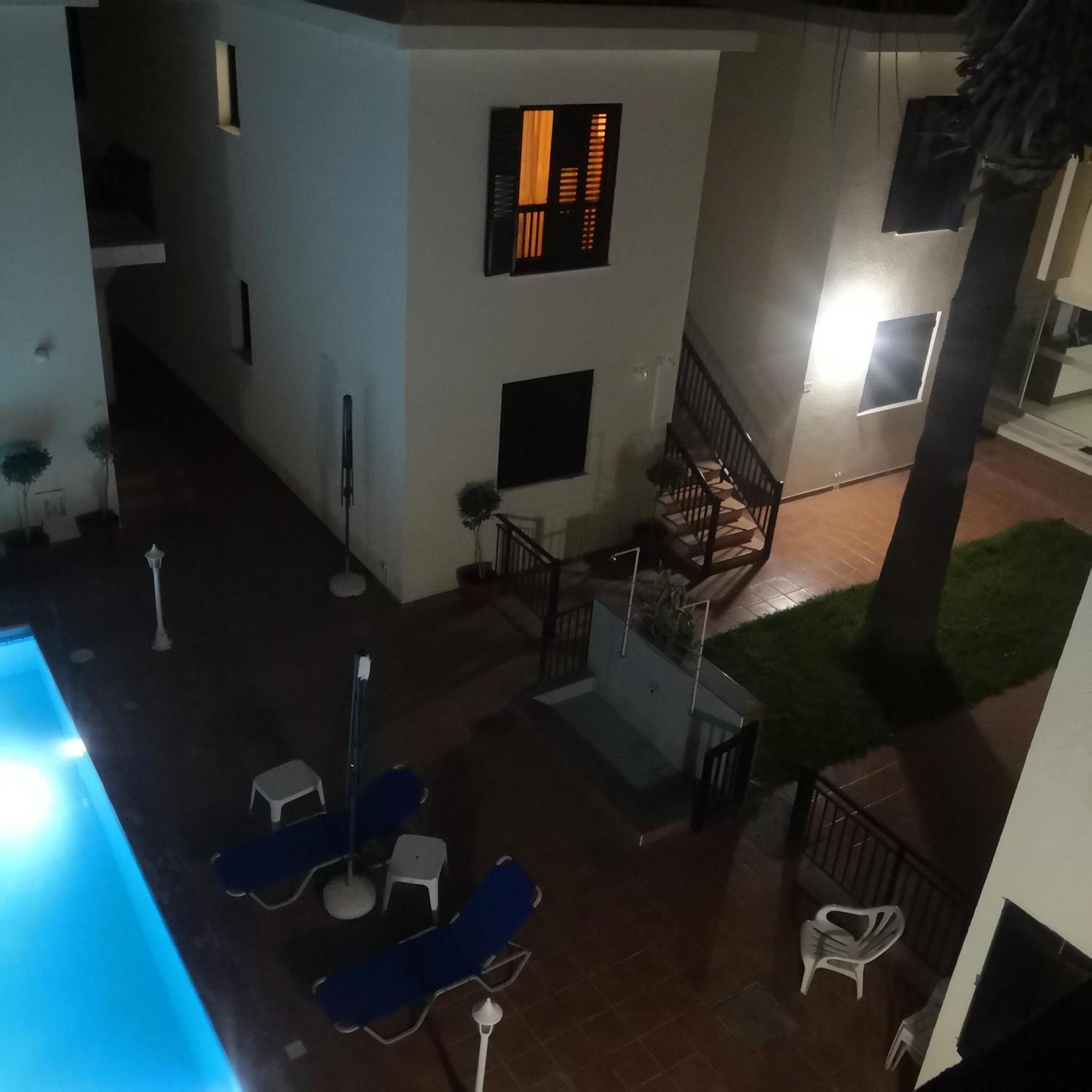 Seashell Apartments Paphos Exterior foto